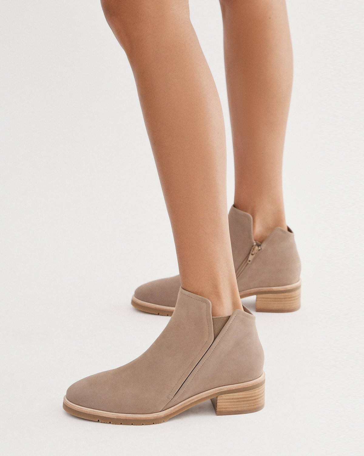 ARTIE FLAT ANKLE BOOTS TAUPE NUBUCK