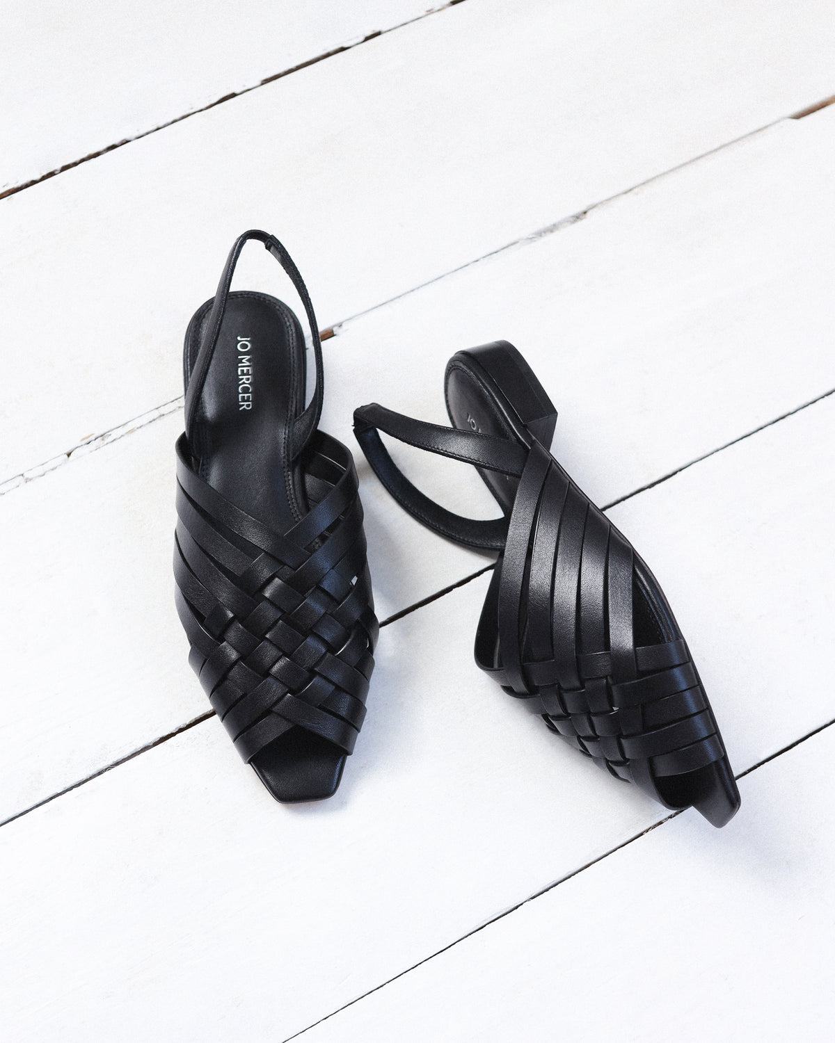 ELLIE CASUAL FLATS BLACK LEATHER
