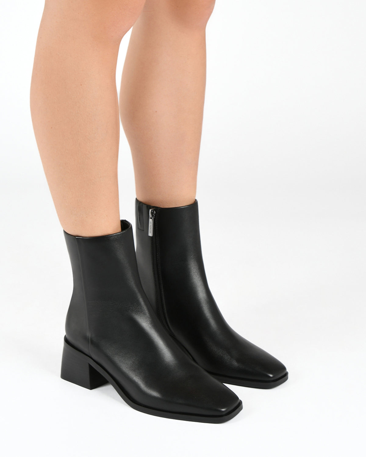 QUADE MID ANKLE BOOTS BLACK LEATHER