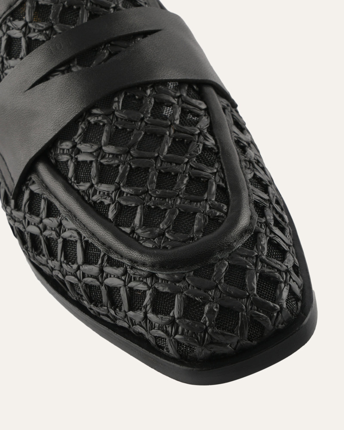 ABBOTT LOAFERS BLACK RAFFIA