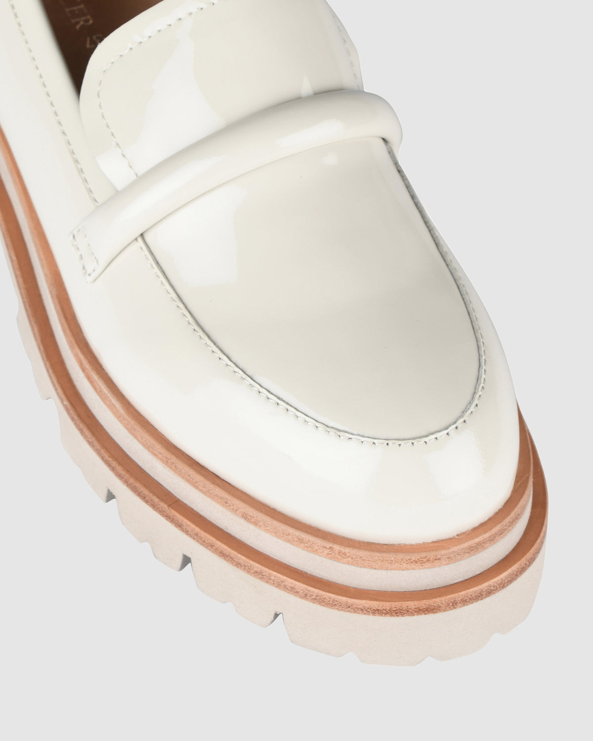 BELLE LOAFERS BONE PATENT