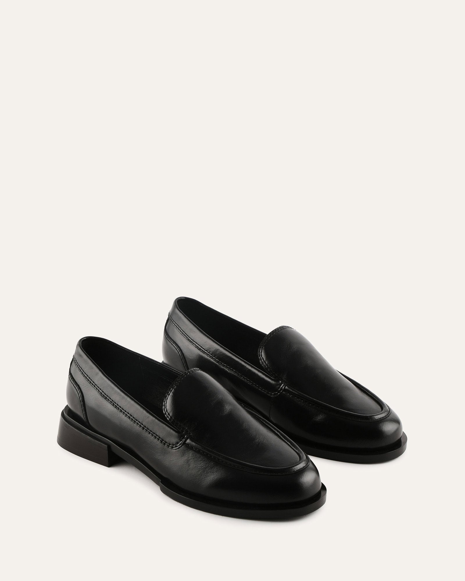 BENNETT LOAFERS BLACK LEATHER image