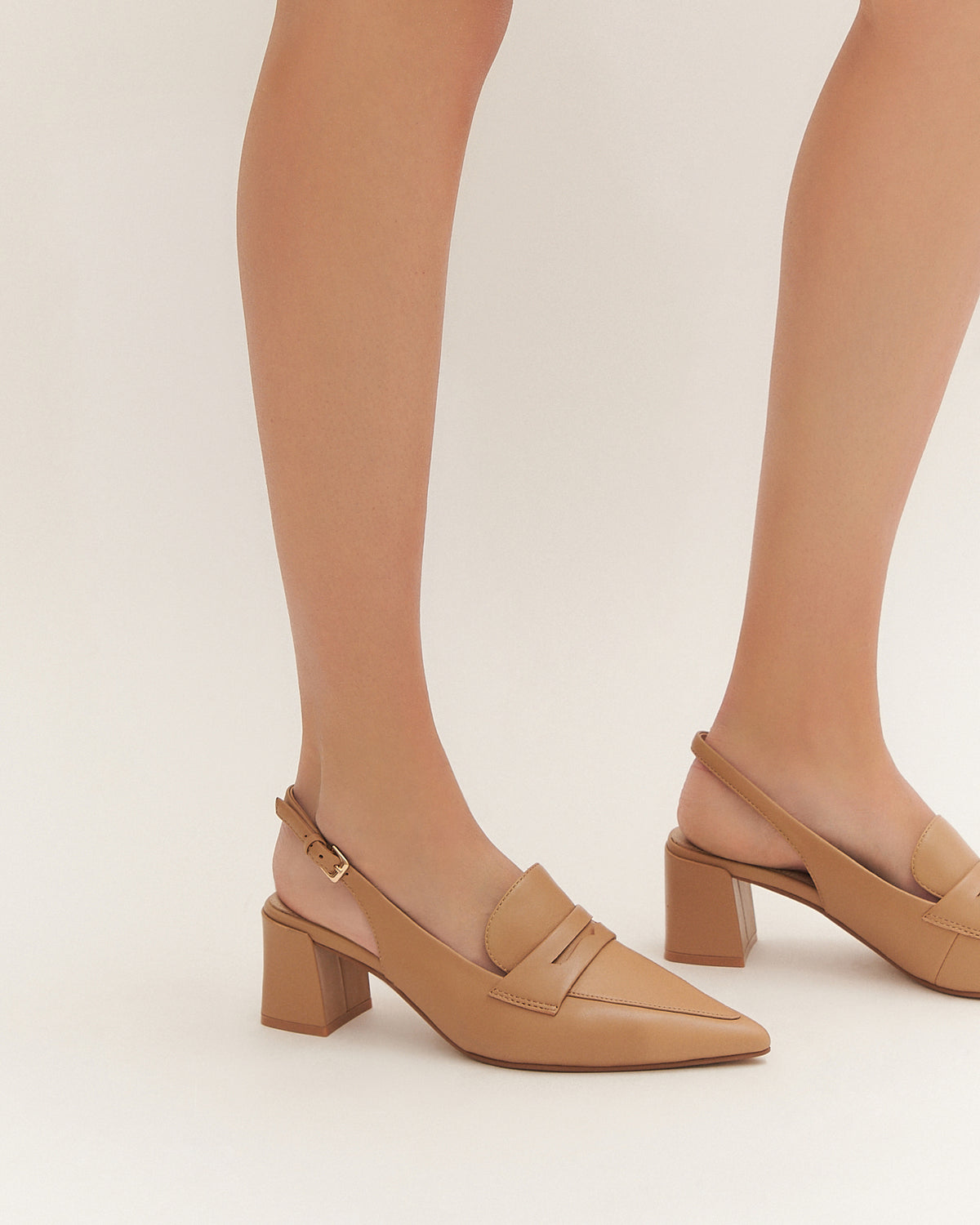 CARLTON LOW HEELS TAN LEATHER