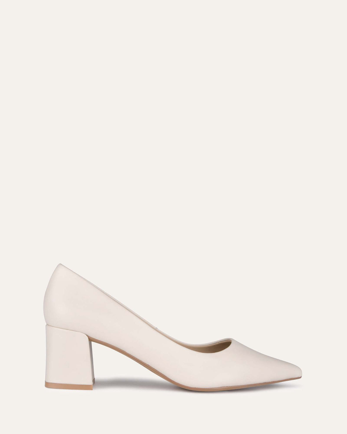CARRINGTON LOW HEELS OFF WHITE LEATHER