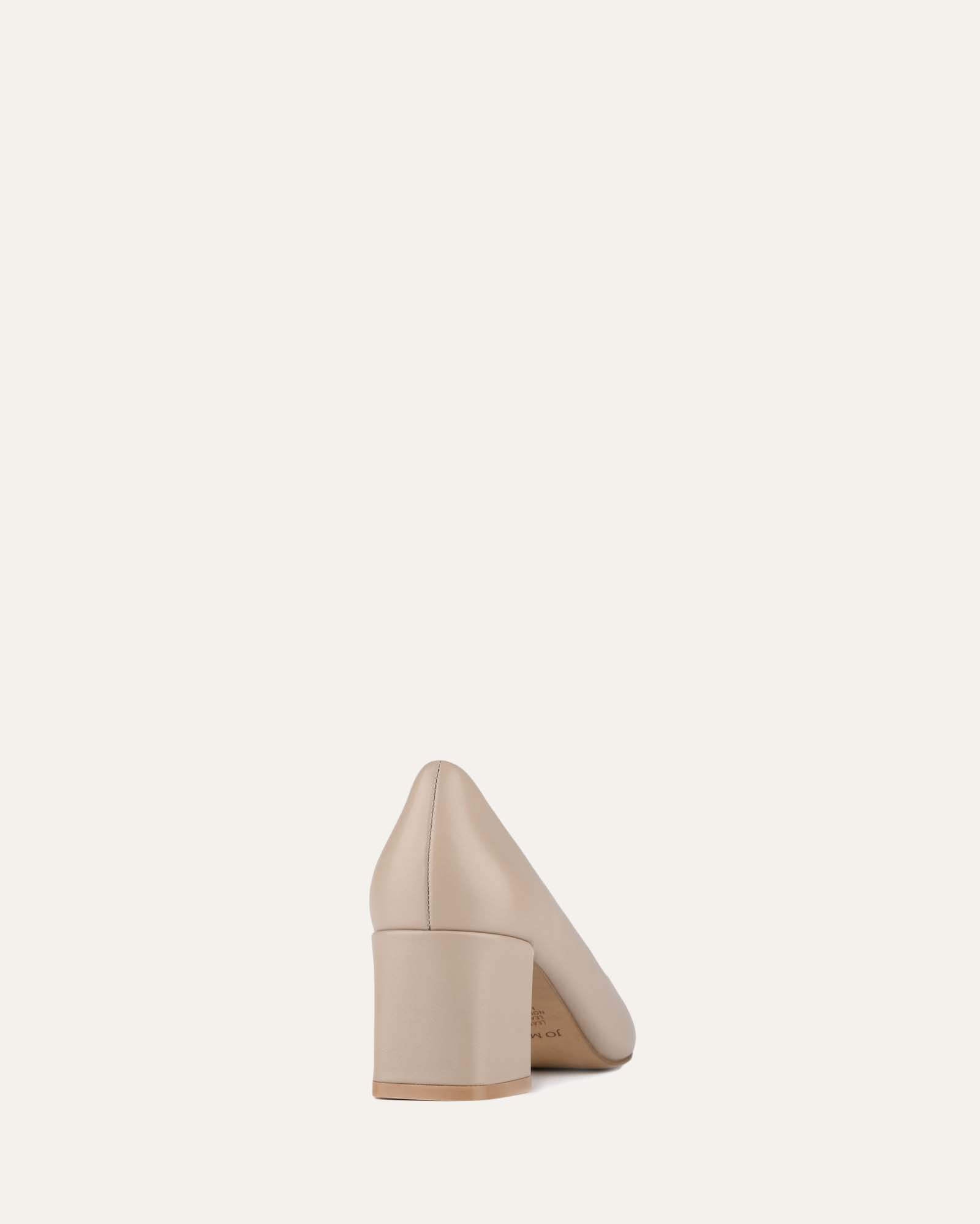 CARRINGTON LOW HEELS TAUPE LEATHER image