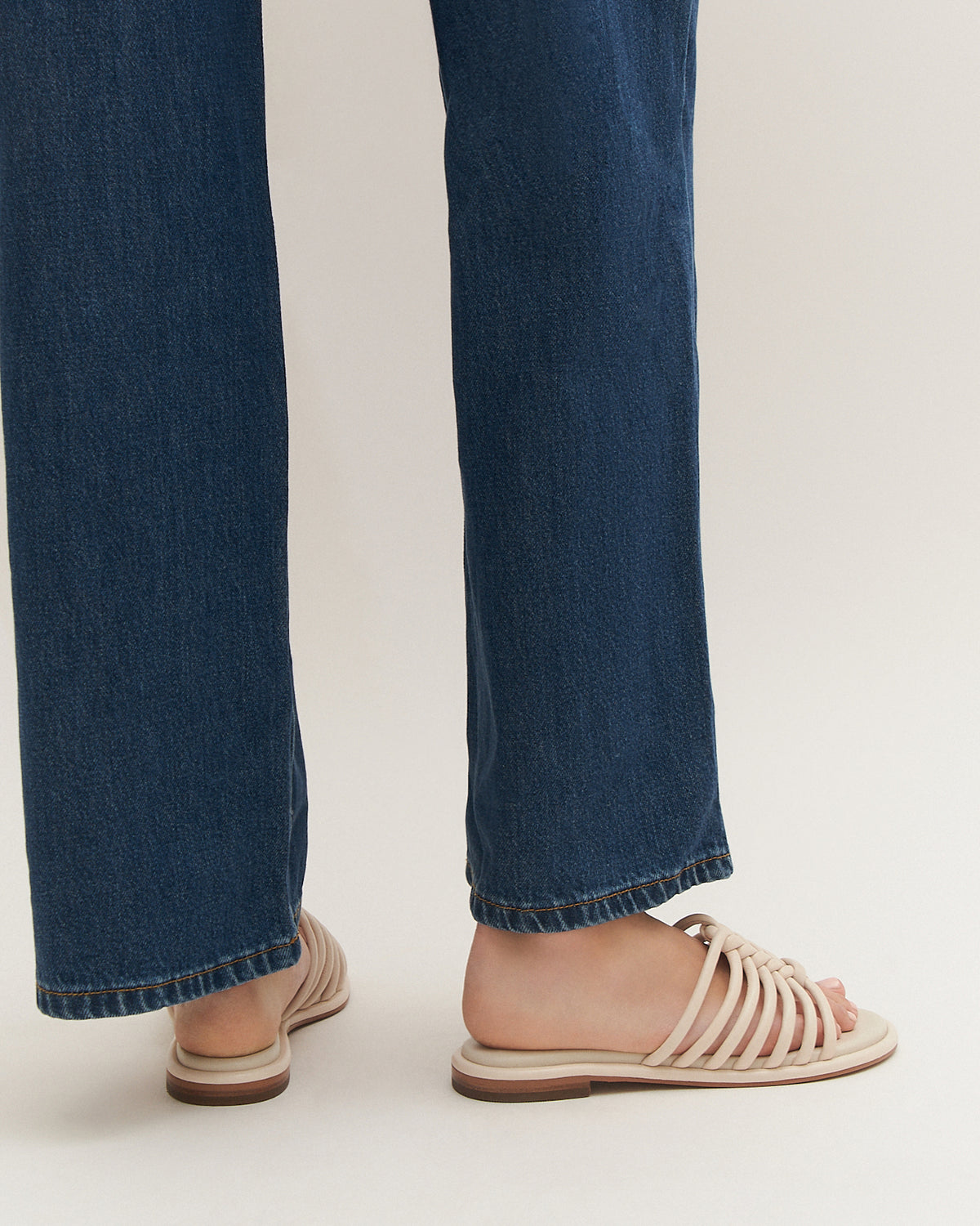 CHIA FLAT SANDALS OFF WHITE LEATHER