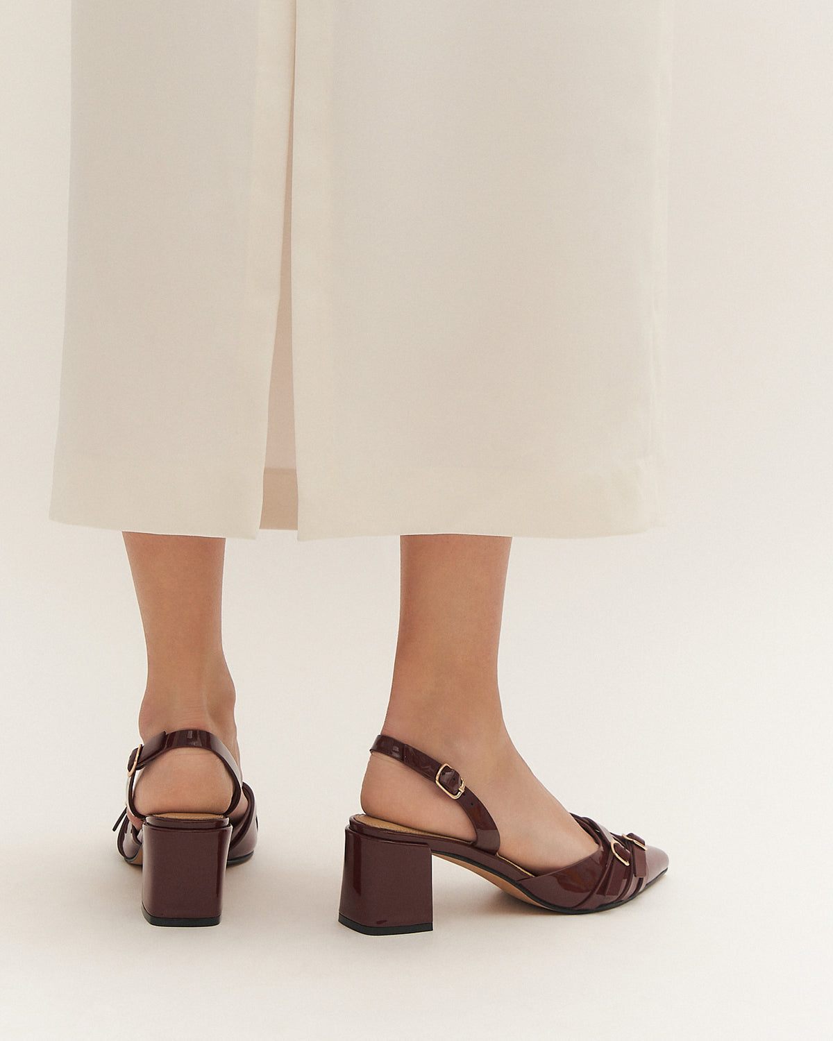 COBY LOW HEELS MULBERRY PATENT