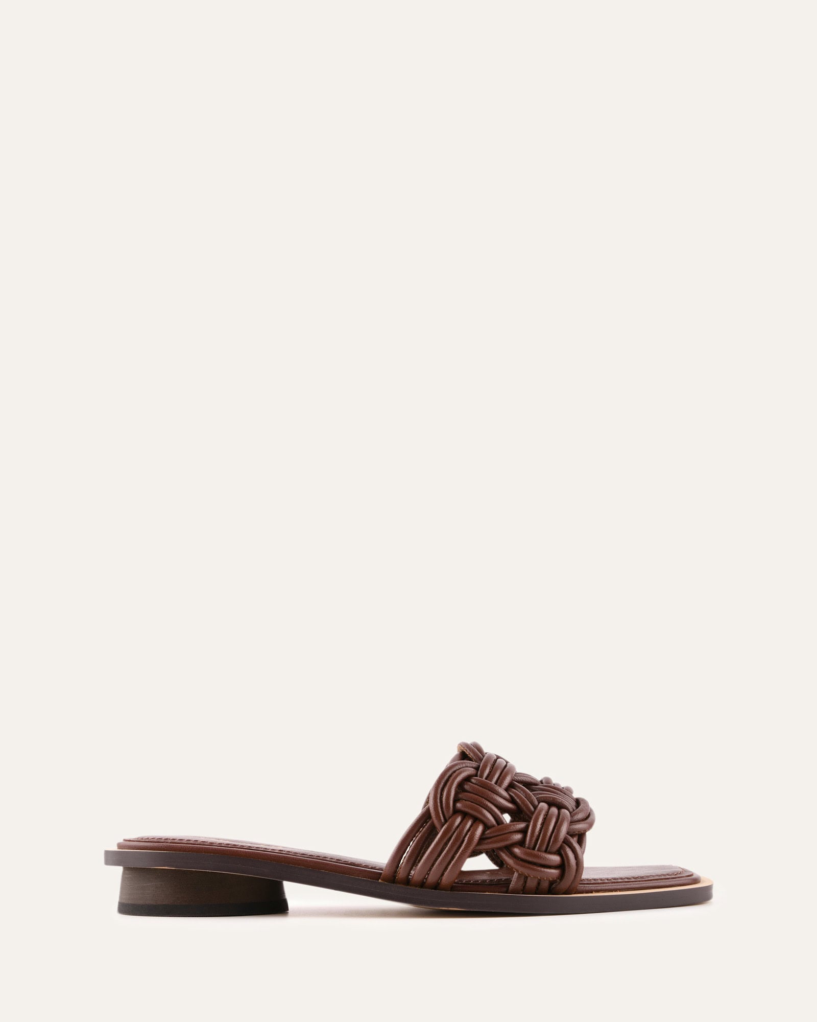 CORTA FLAT SANDALS PECAN LEATHER image