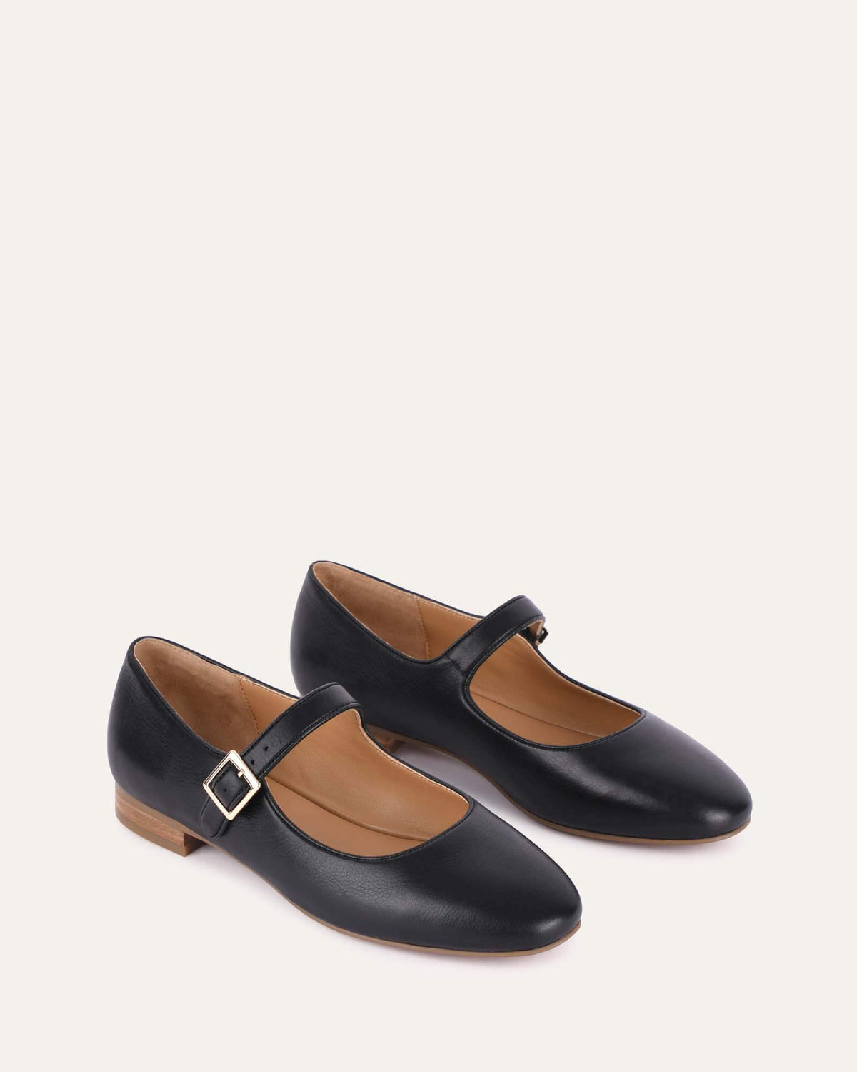 DARCY CASUAL FLATS BLACK LEATHER