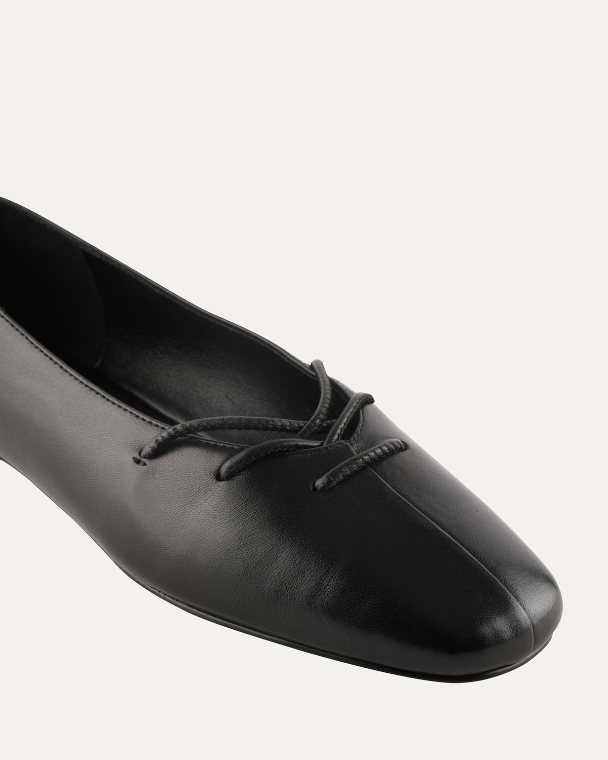 DIONE DRESS FLATS BLACK LEATHER