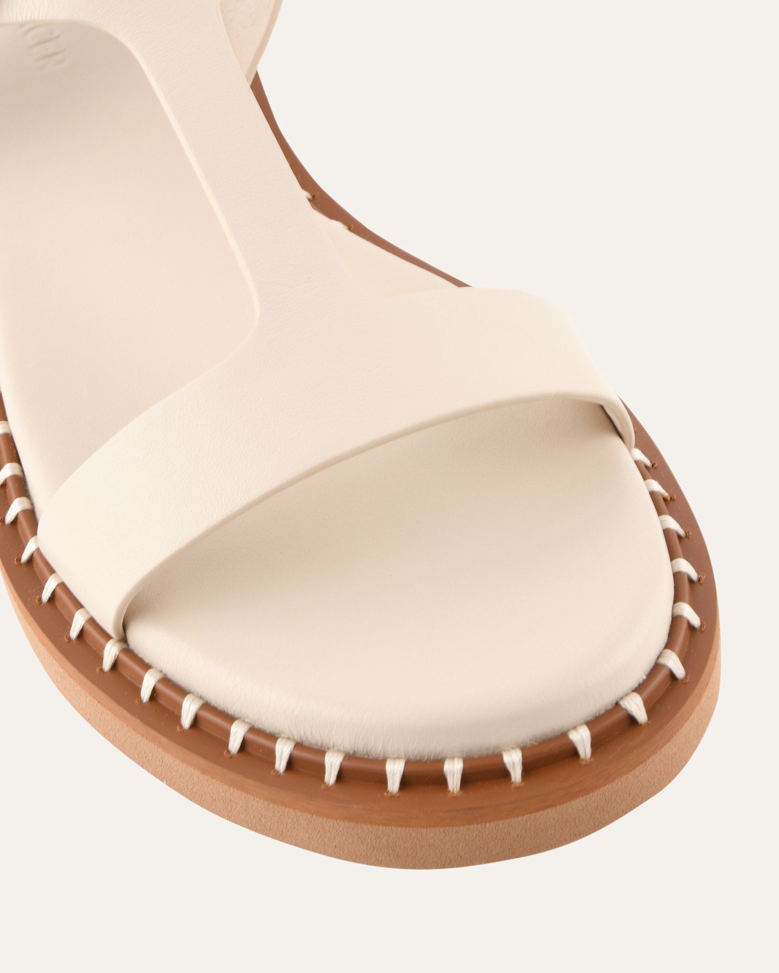 ELODIE FLAT SANDALS OFF WHITE LEATHER image