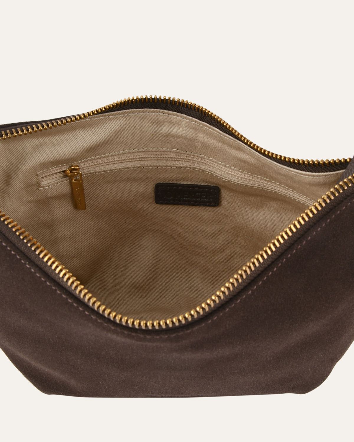FLEET CROSSBODY BAG BITTER CHOC SUEDE