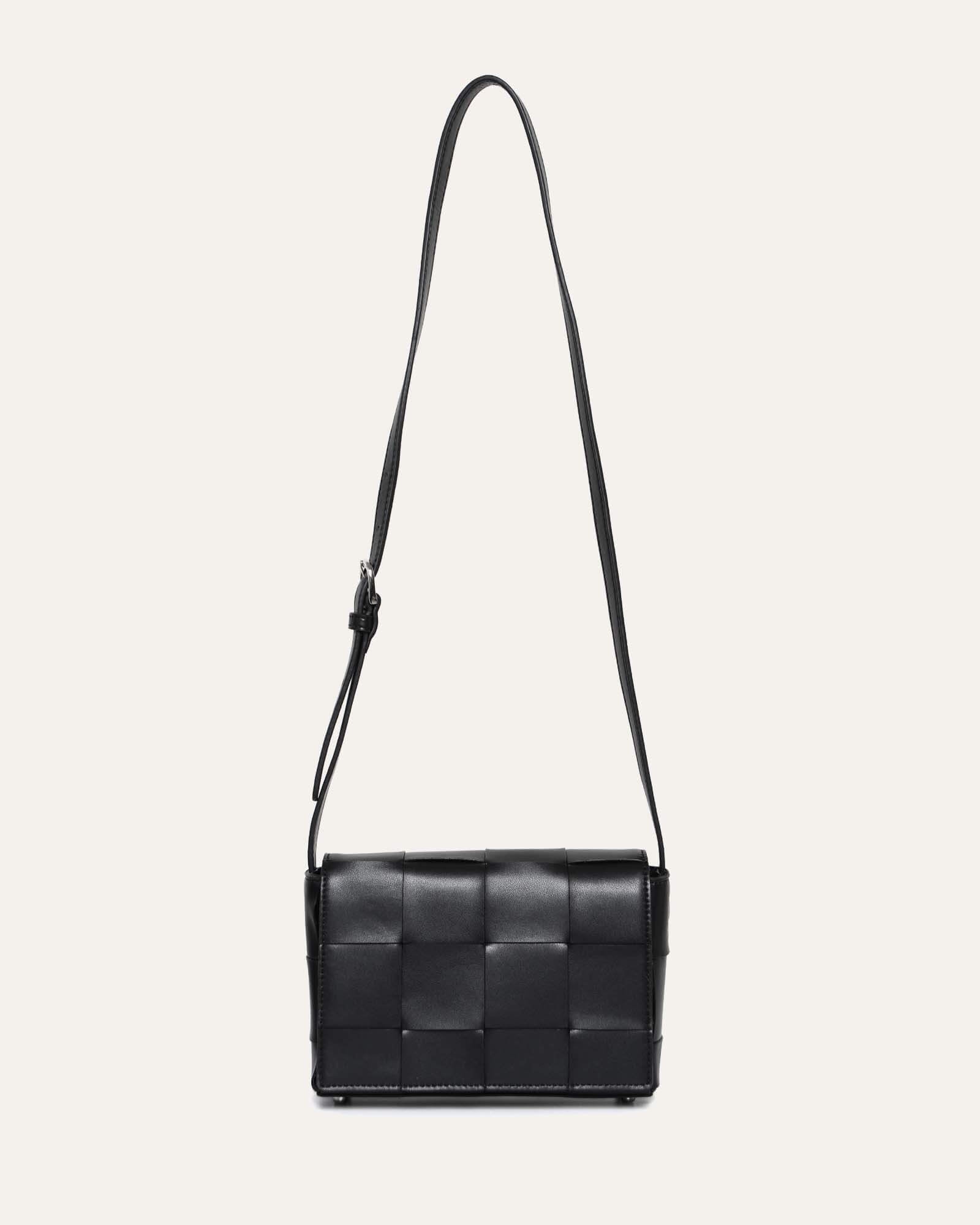 HONEY CROSS BODY BAG BLACK LEATHER image