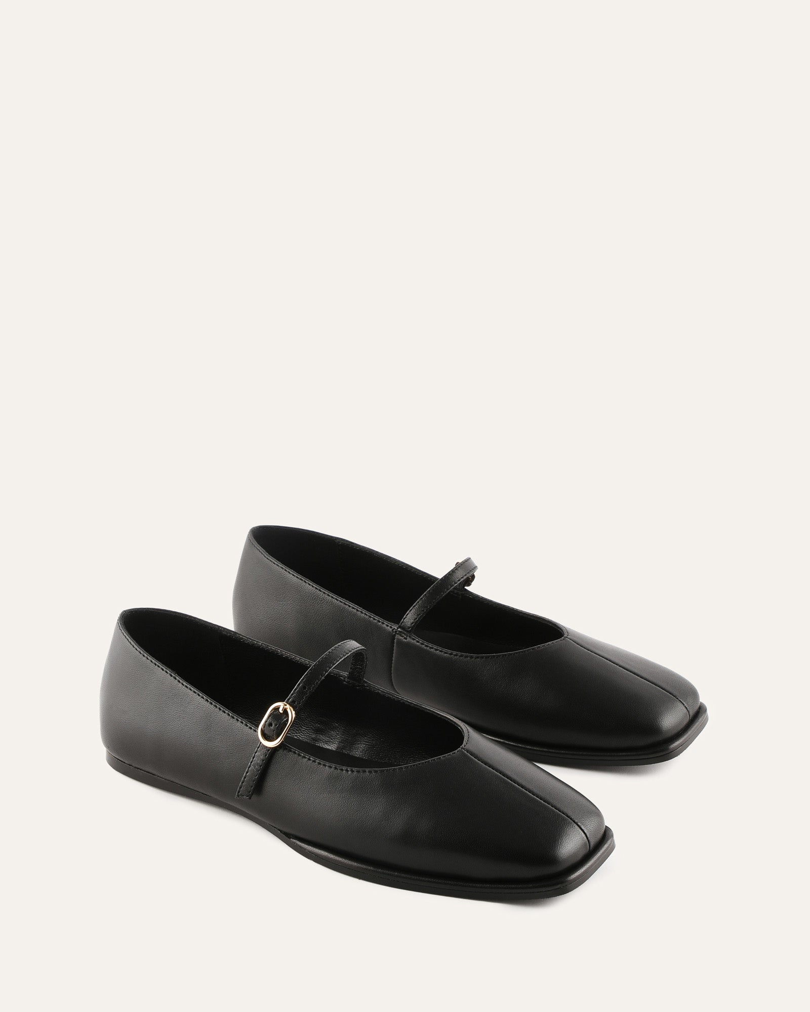 LIANA CASUAL FLATS BLACK LEATHER image