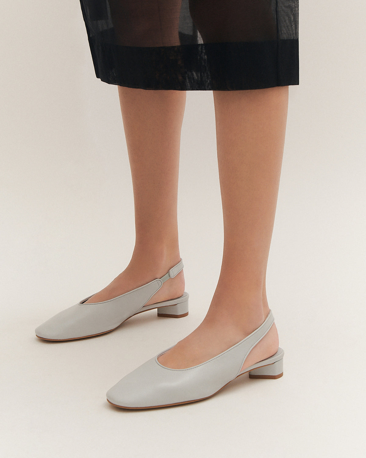 ORBIT LOW HEELS DUSK BLUE LEATHER