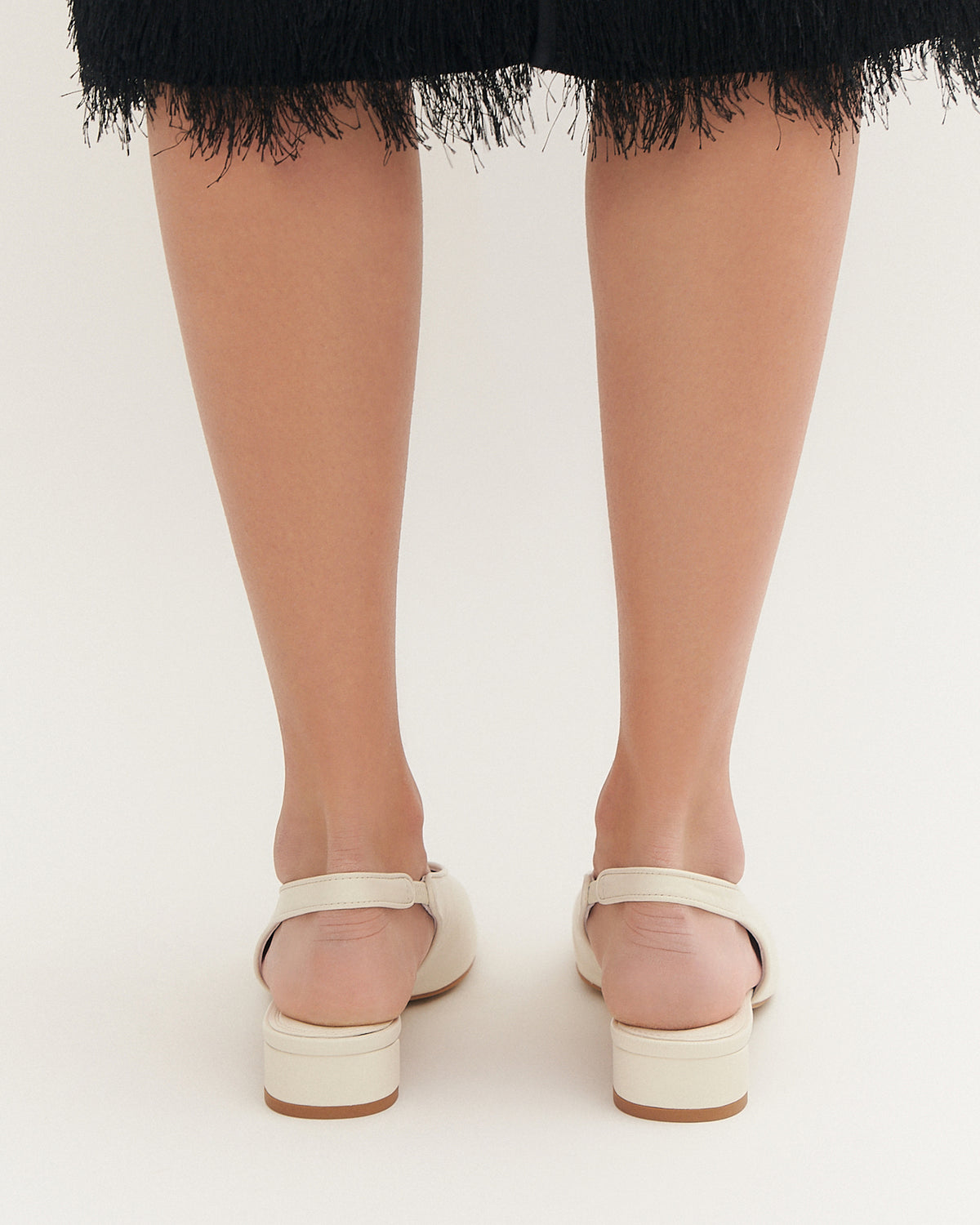 ORBIT LOW HEELS OFF WHITE LEATHER