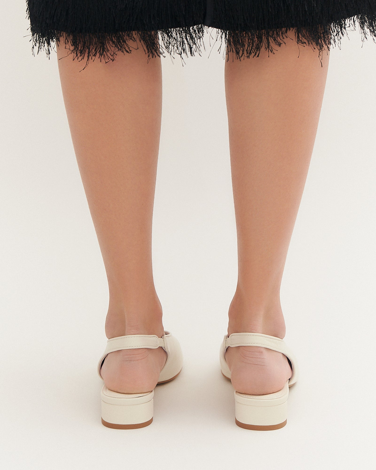 ORBIT LOW HEELS OFF WHITE LEATHER image