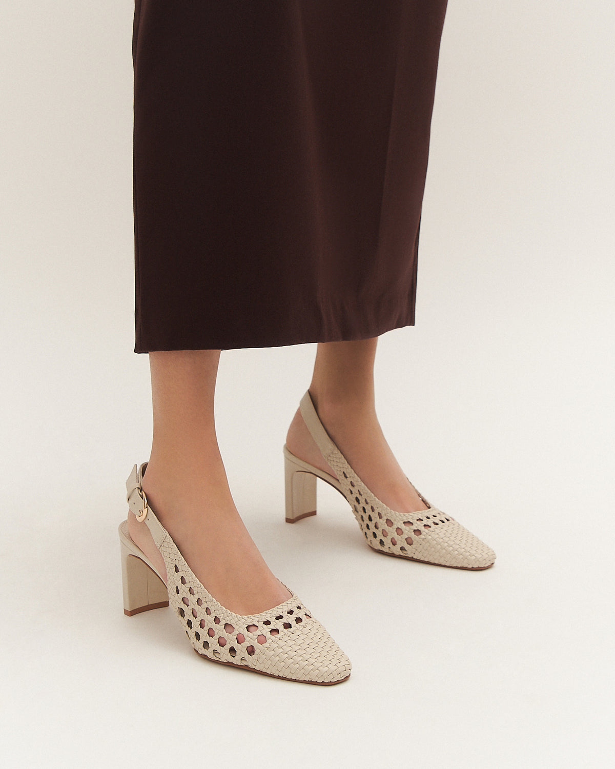 OSCAR MID HEELS OFF WHITE LEATHER