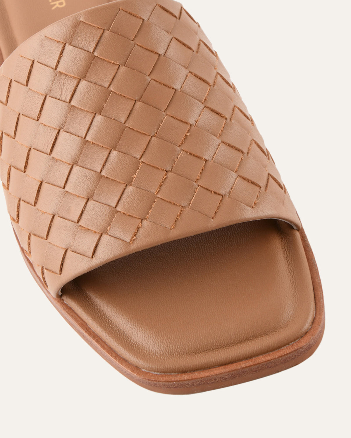 PEARL FLAT SLIDES TAN LEATHER