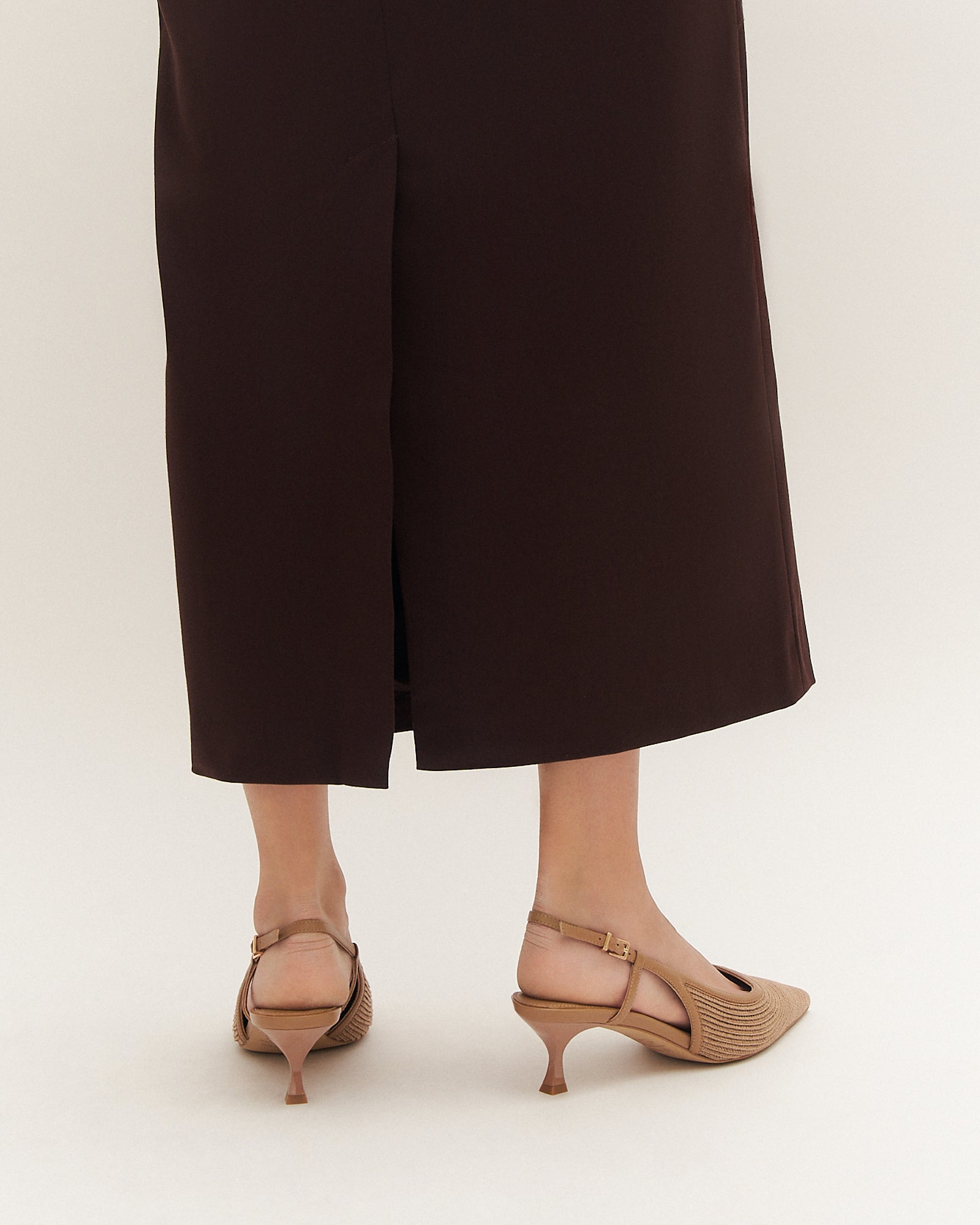 PERRY LOW HEELS TAN RAFFIA image