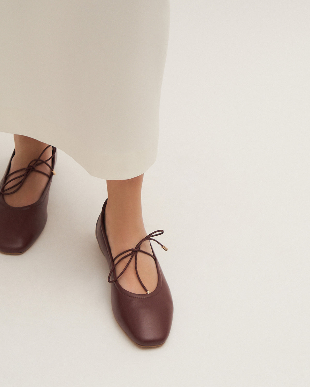 PETAL CASUAL FLATS MULBERRY LEATHER