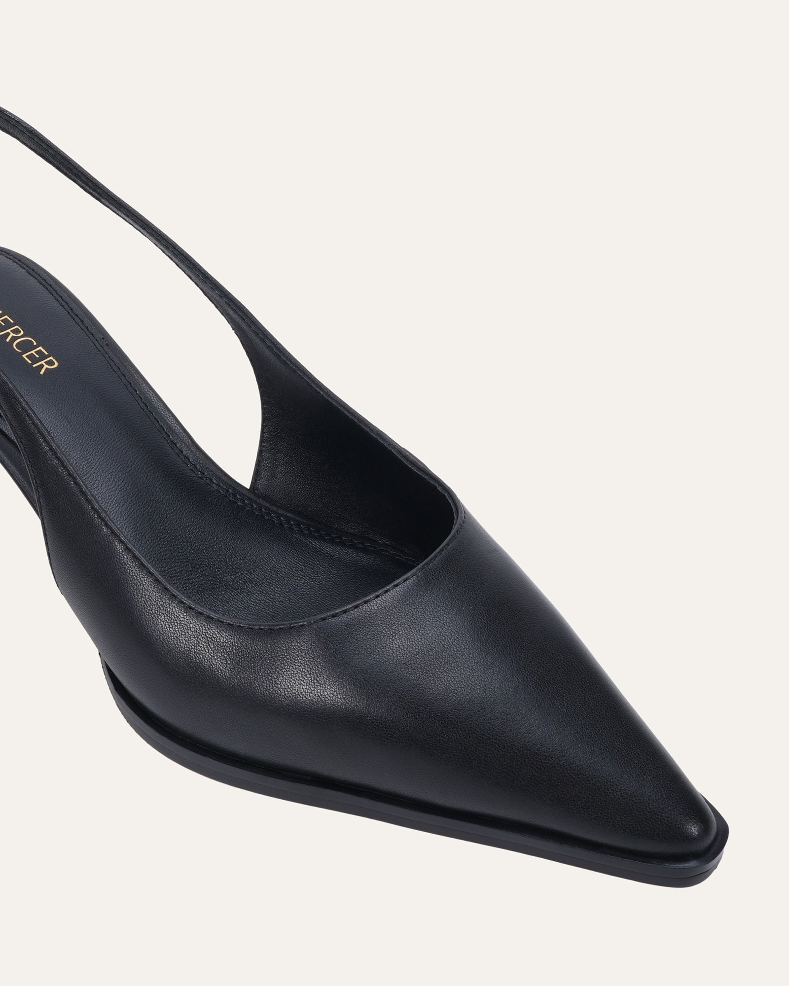 ROMEO LOW HEELS BLACK LEATHER image