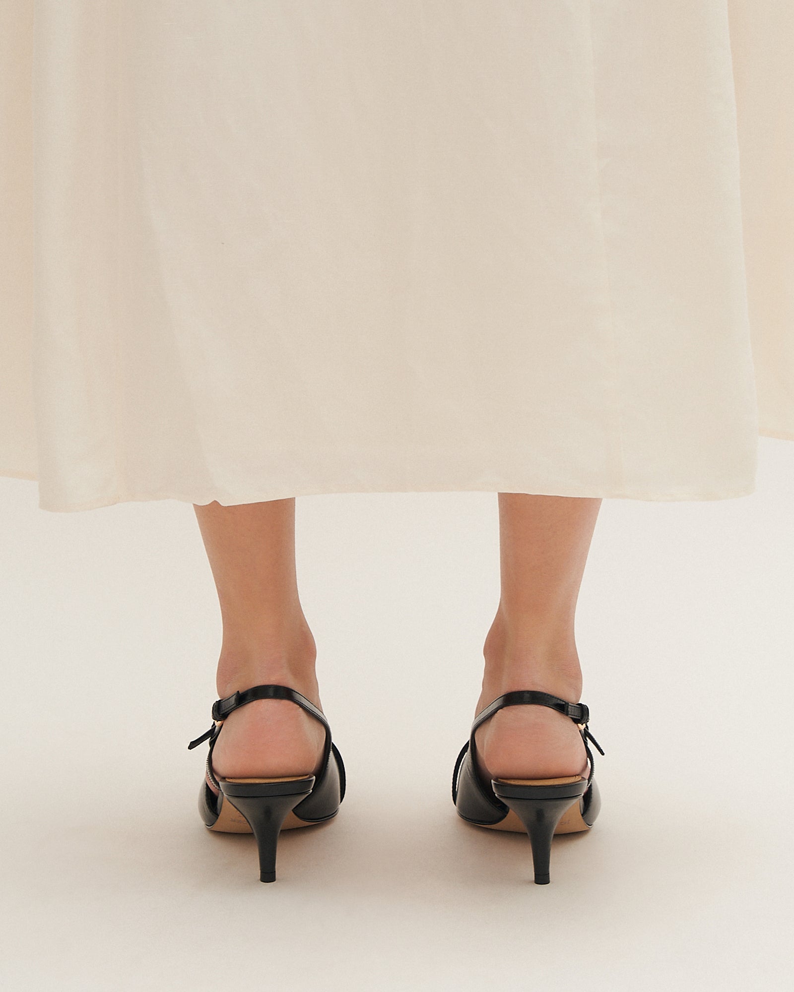 SKYE LOW HEELS BLACK LEATHER image