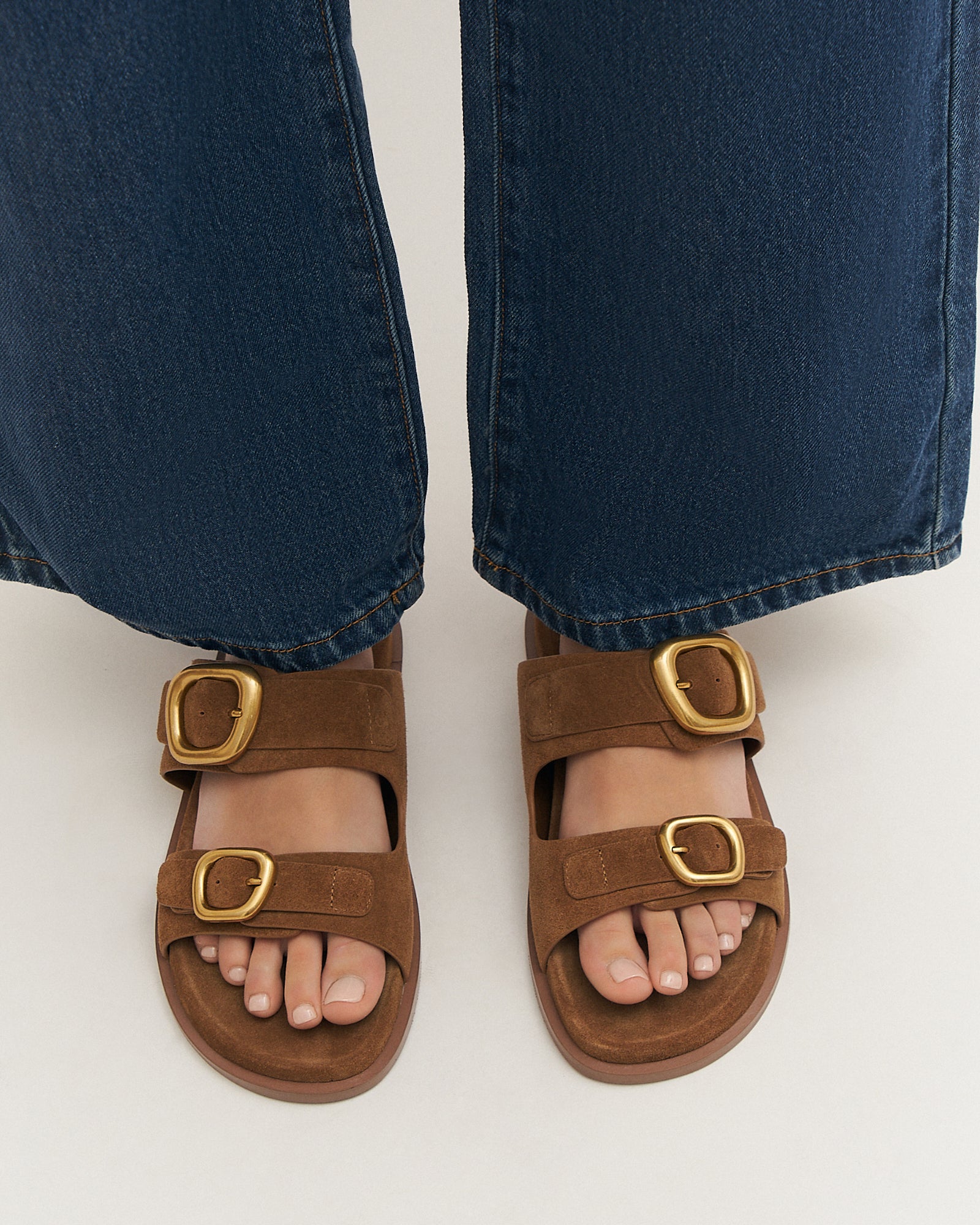 SOL FLAT SANDALS BISCUIT SUEDE image