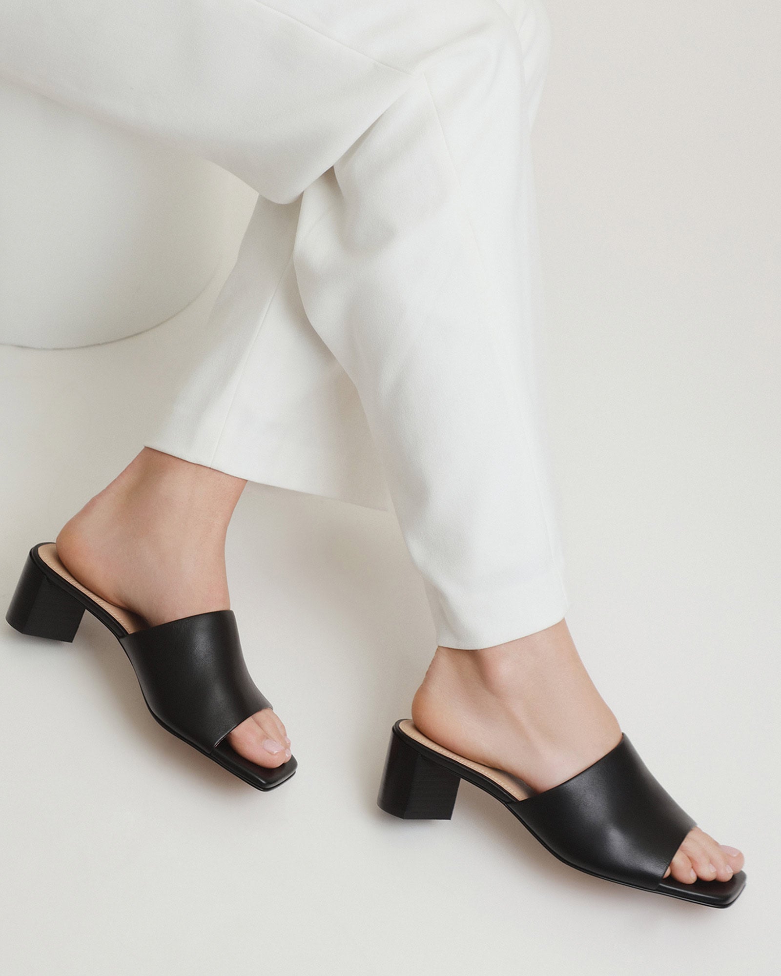 HERBIE MID HEEL SANDALS BLACK LEATHER image