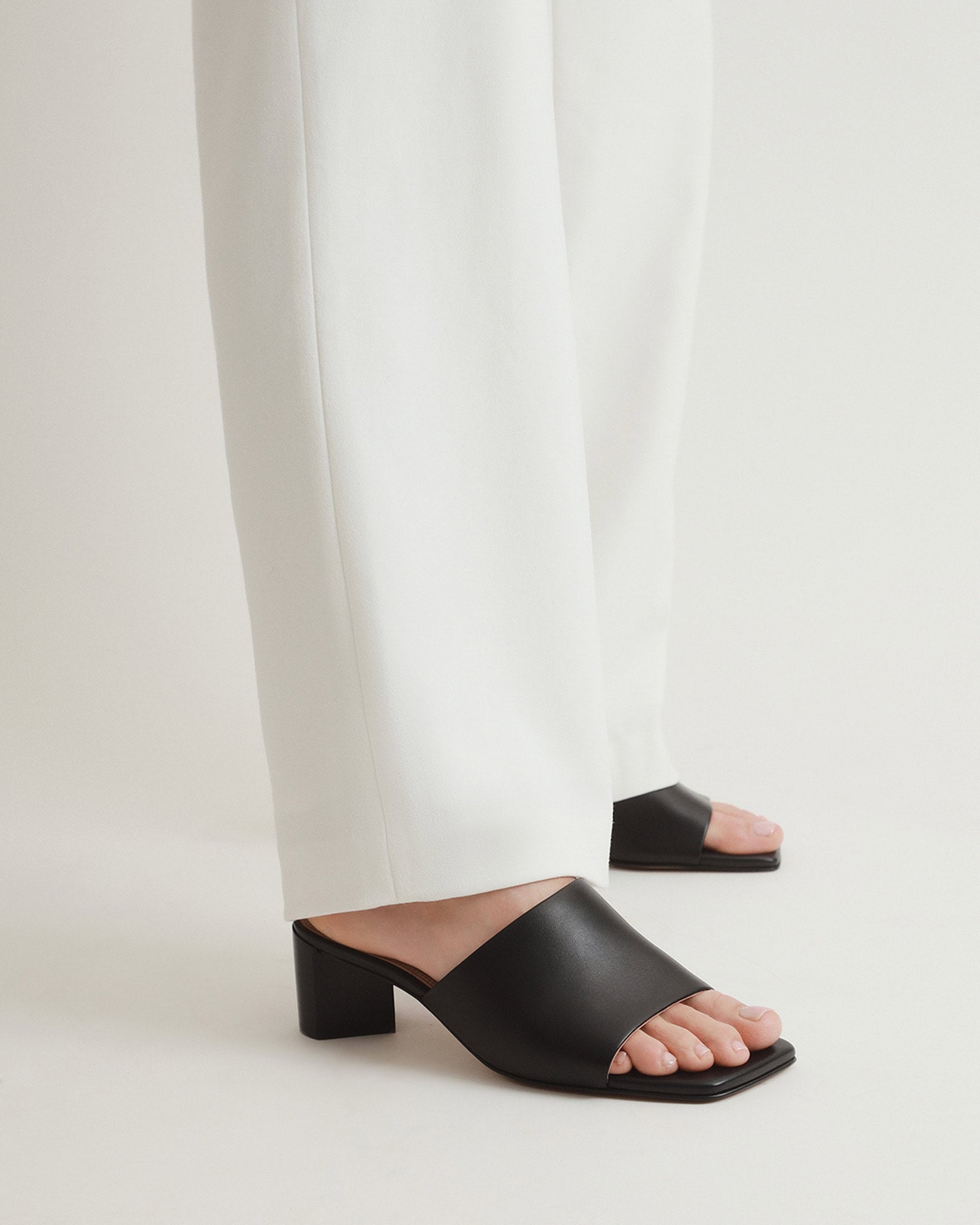 HERBIE MID HEEL SANDALS BLACK LEATHER image