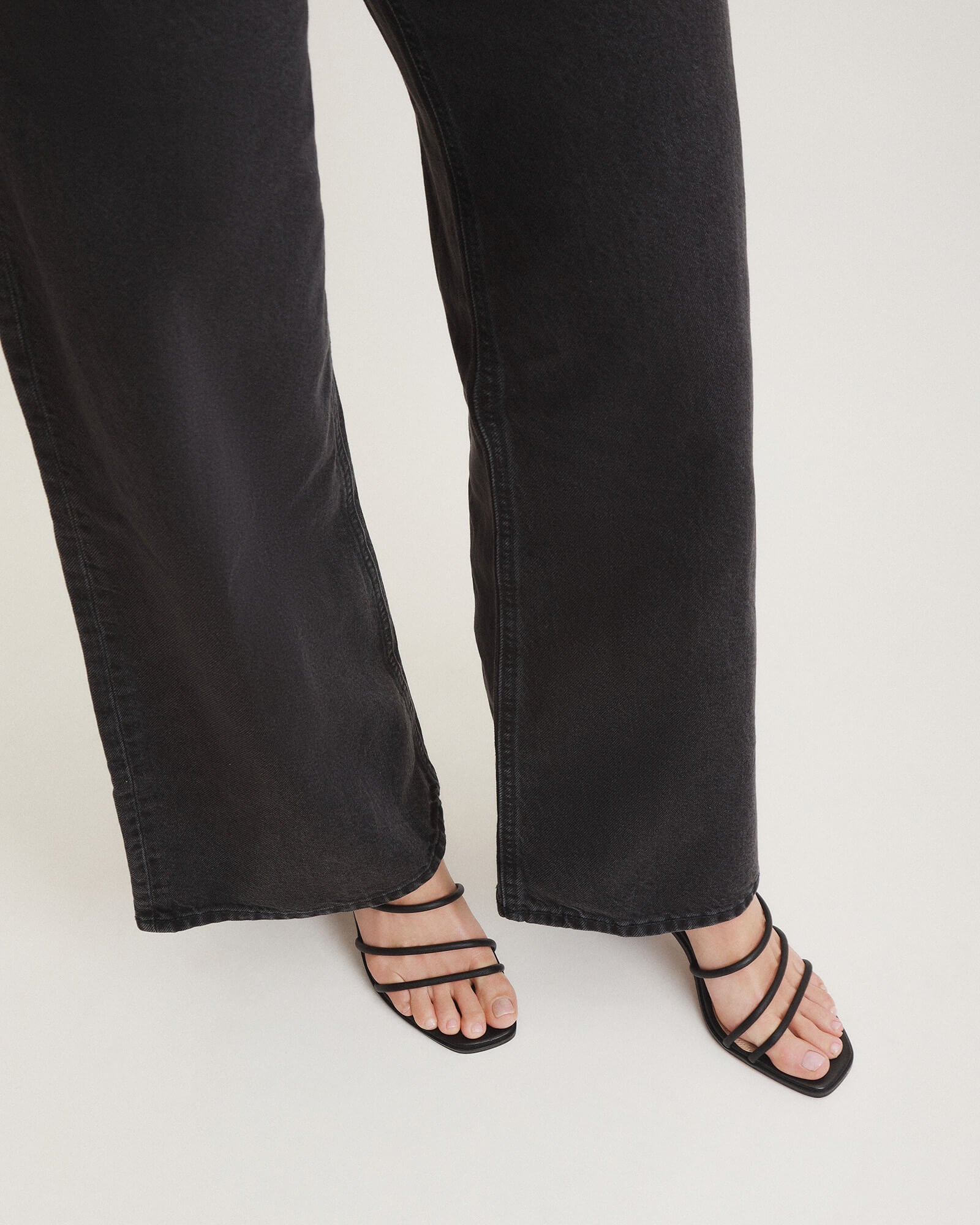 NAOMI MID HEEL SANDALS BLACK LEATHER image