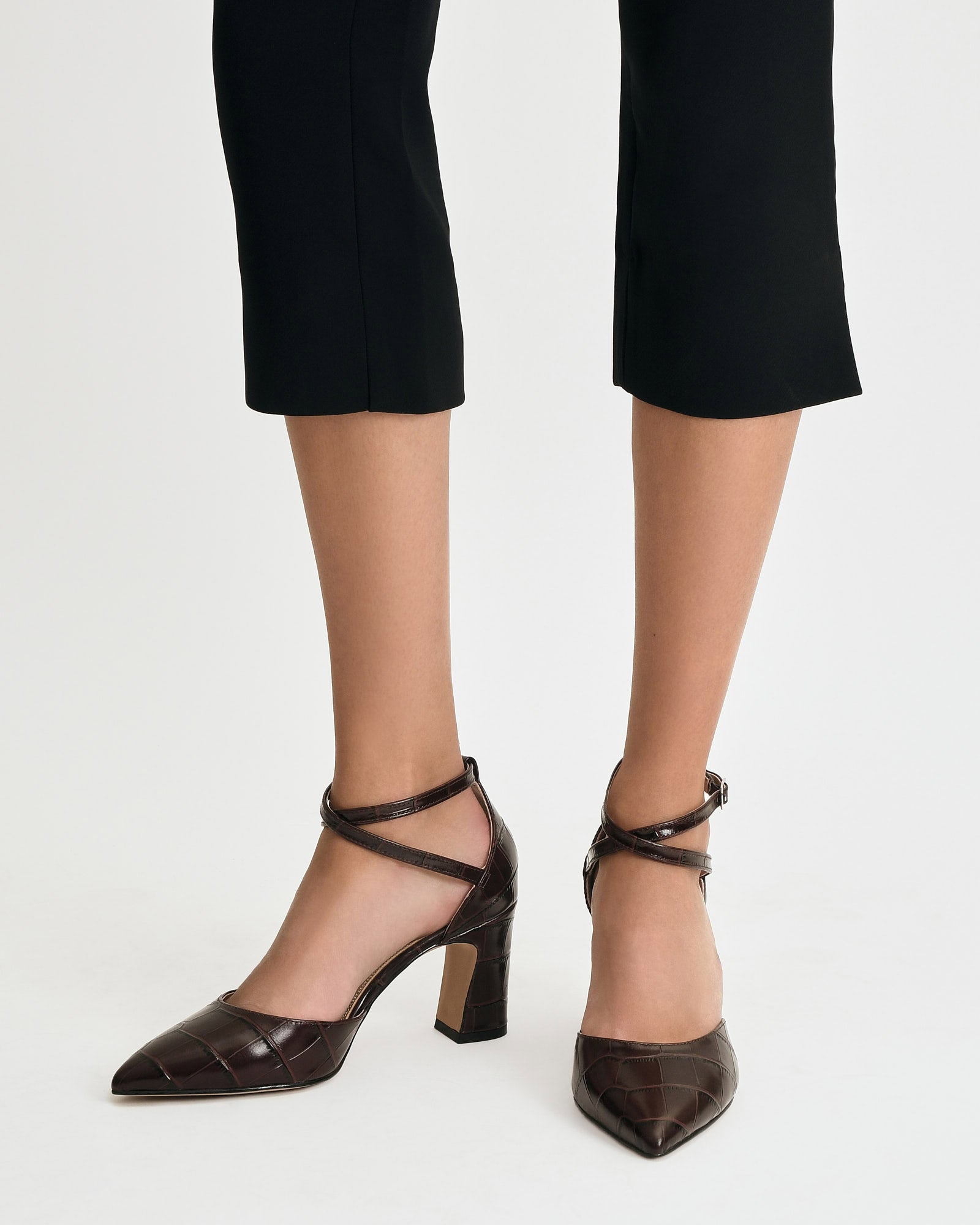 ALMA MID HEELS MAHOGANY CROC image