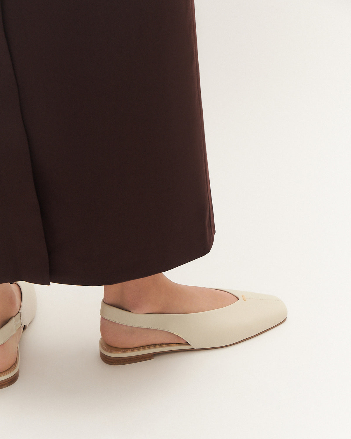 ASHLEE DRESS FLATS OFF WHITE LEATHER