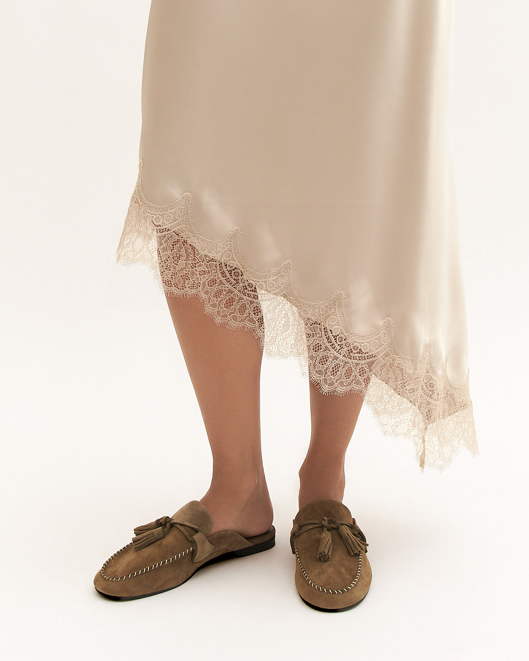 BASS LOAFERS OLIVE SUEDE image