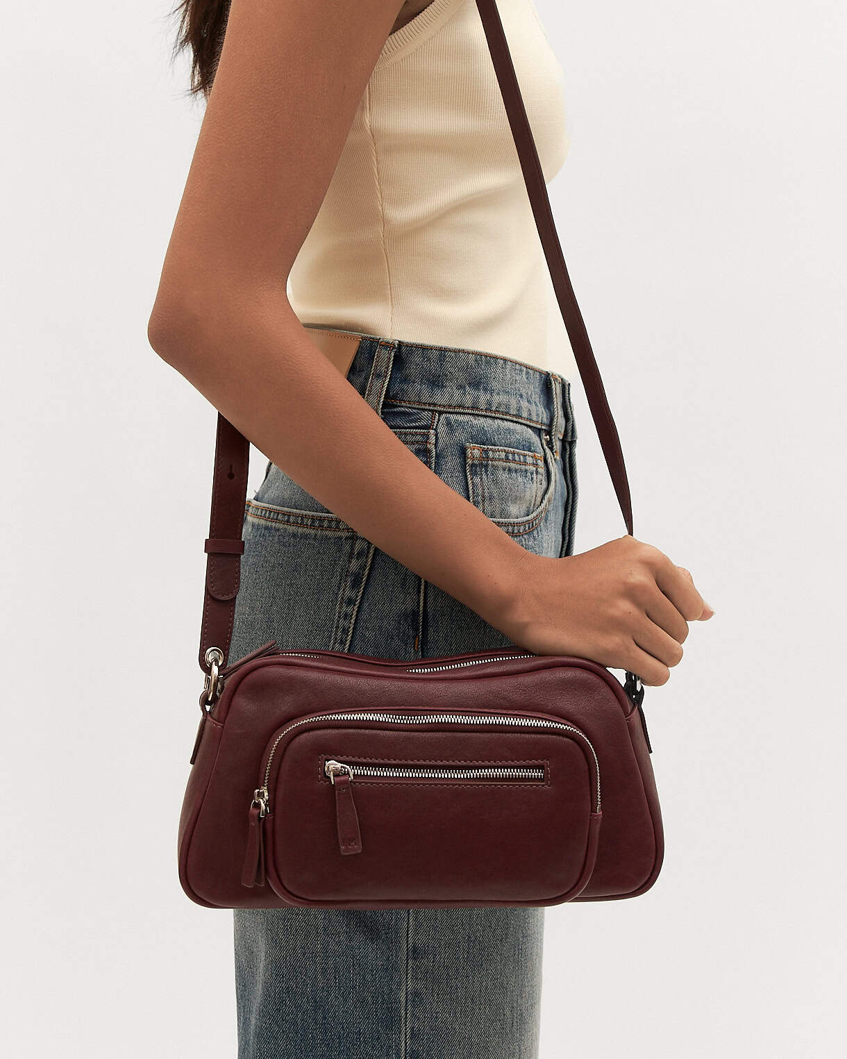 BECKY CROSSBODY BAG MERLOT LEATHER image