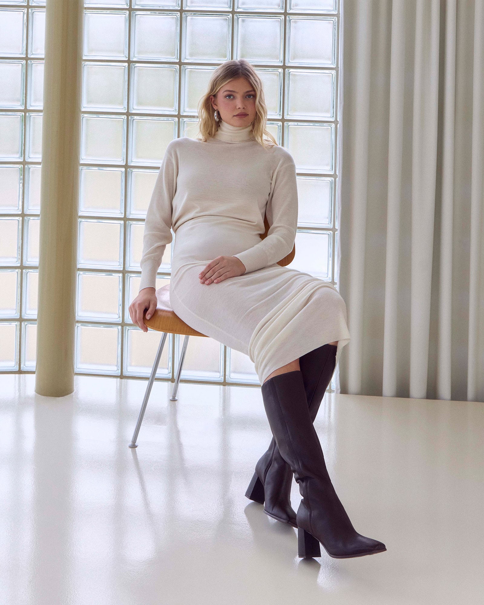 NELLIE KNEE BOOTS BITTER CHOC LEATHER image