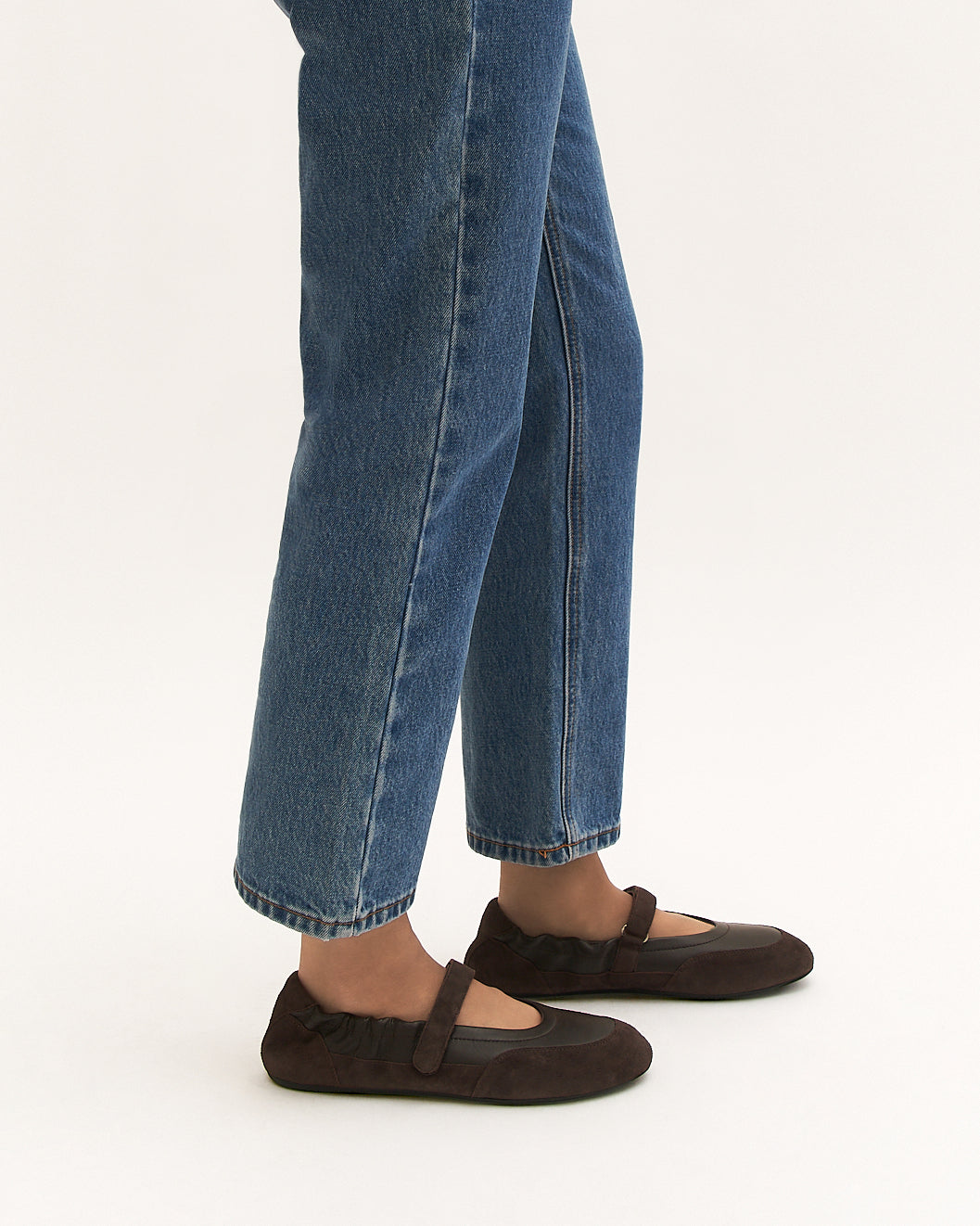 CHEVY CASUAL FLATS BITTER CHOC MULTI image