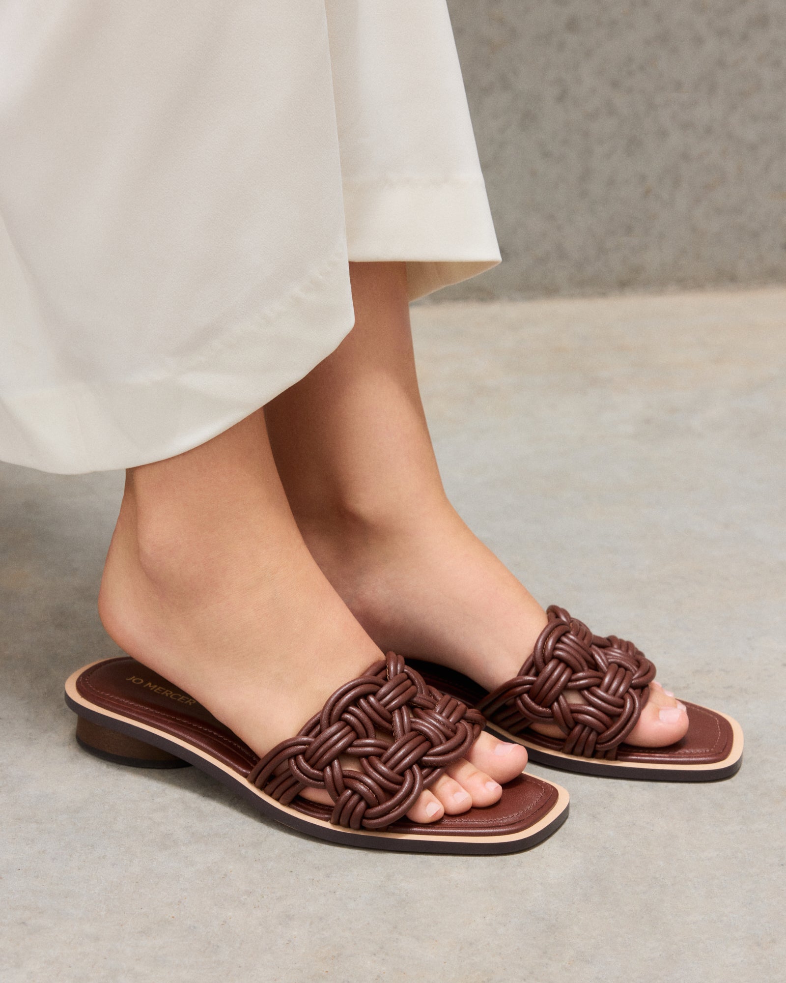CORTA FLAT SANDALS PECAN LEATHER image