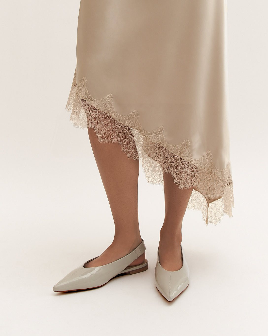 DAPHNE DRESS FLATS DOVE CRINKLE PATENT image