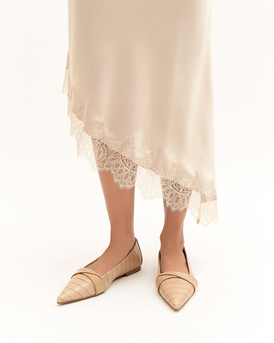 DEMETRI DRESS FLATS BEIGE CROC image