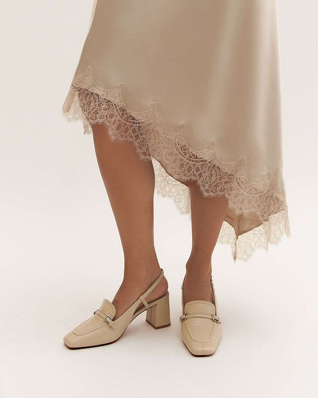 ELLERY MID HEELS OFF WHITE LEATHER