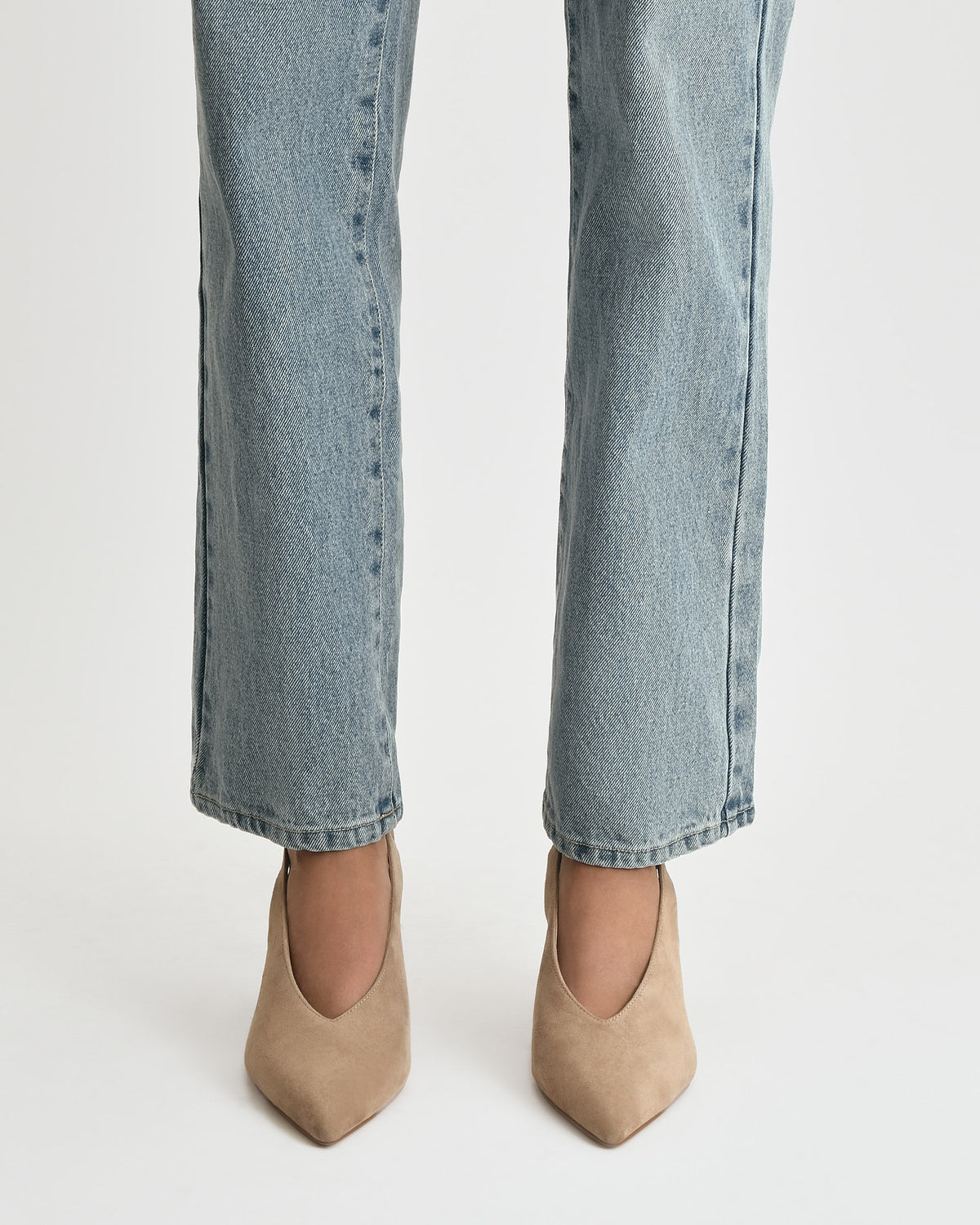 EVIE MID HEELS LATTE SUEDE