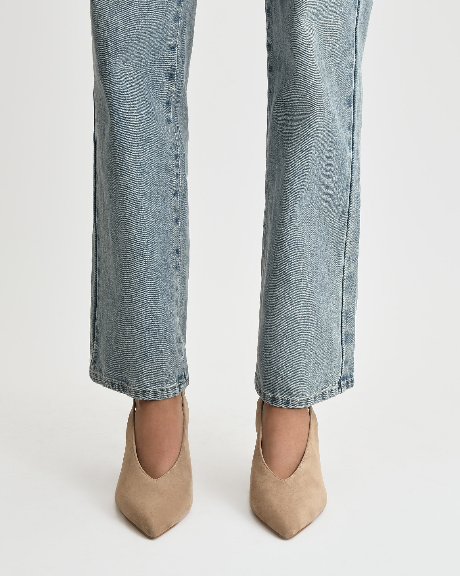 EVIE MID HEELS LATTE SUEDE image