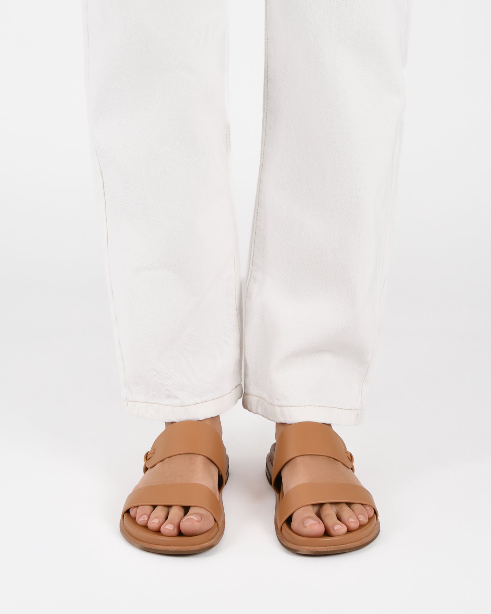 HAYES FLAT SANDALS TOFFEE LEATHER image