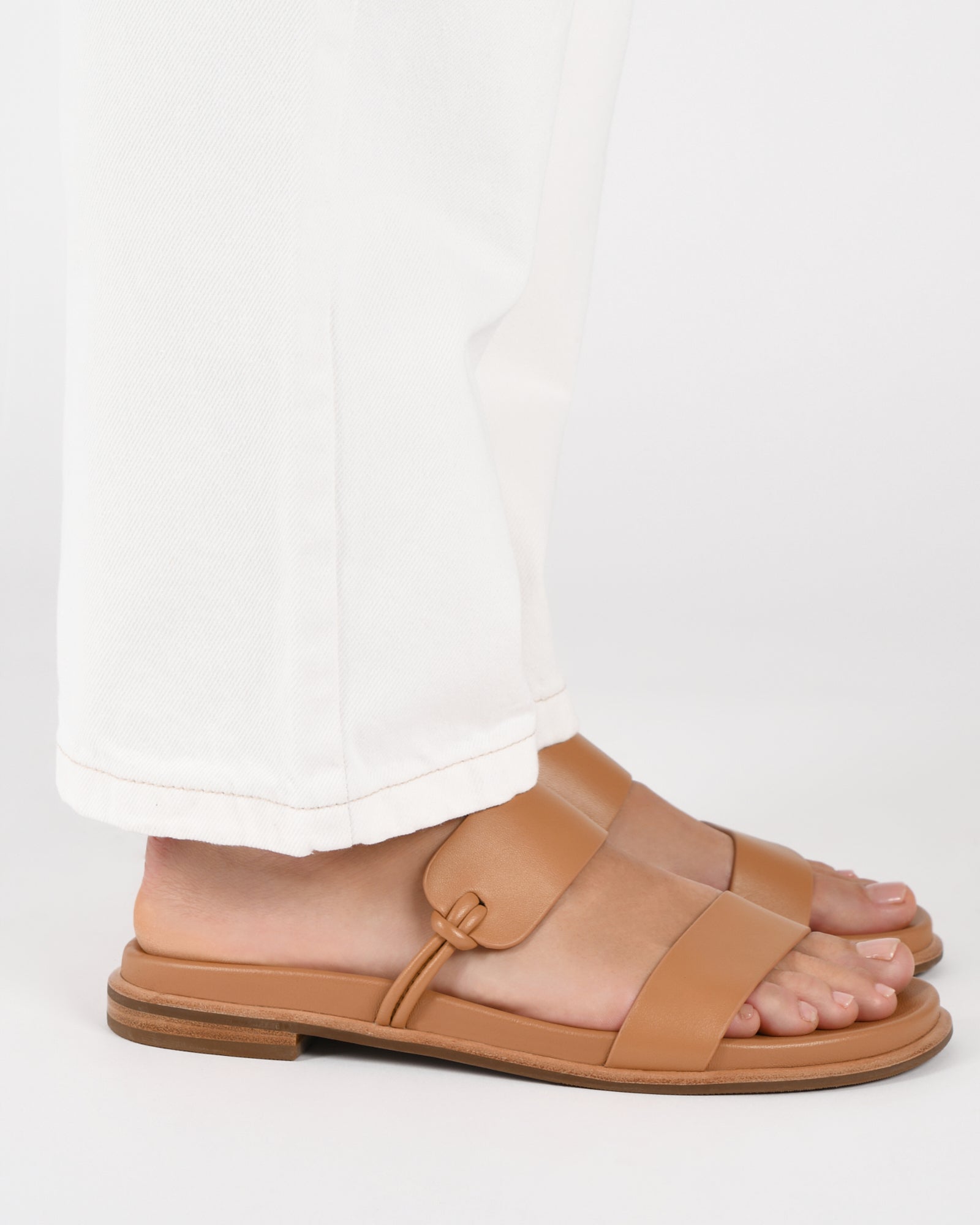 HAYES FLAT SANDALS TOFFEE LEATHER image