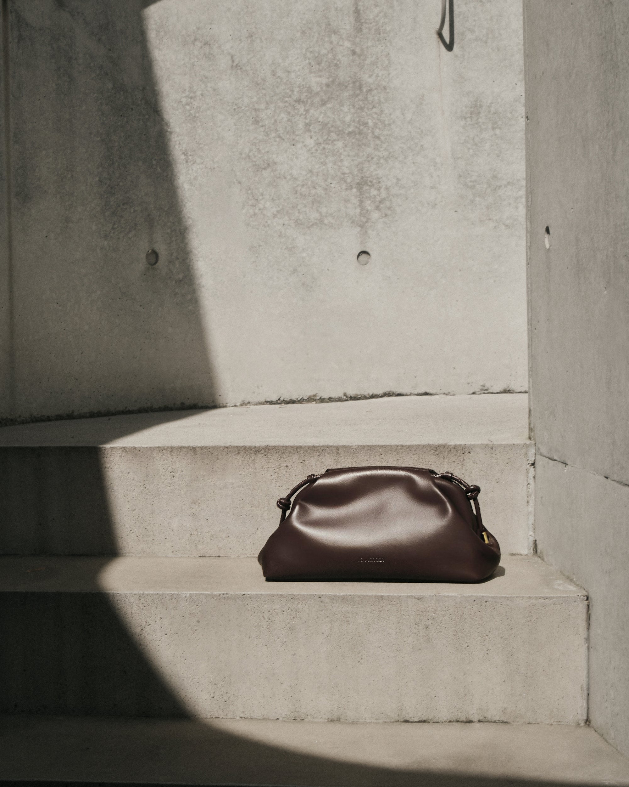 MILLY CROSSBODY BAG MERLOT LEATHER image