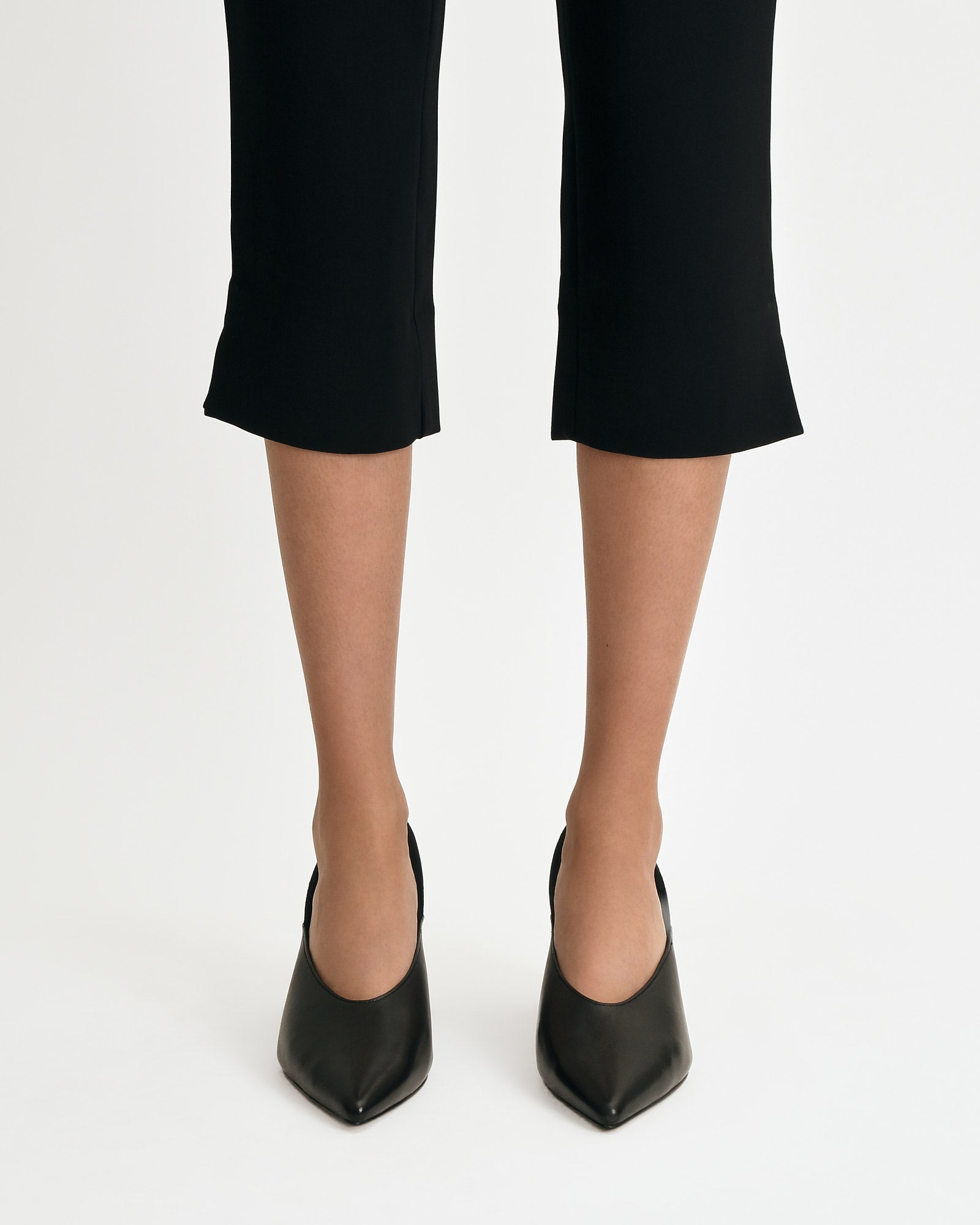 HUGO MID HEELS BLACK MULTI image