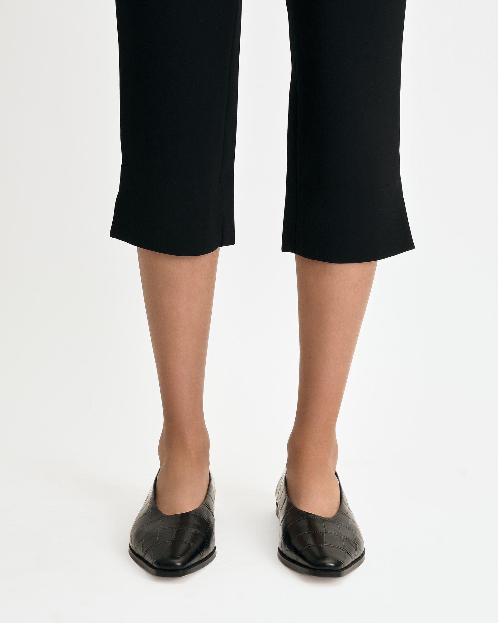 JAXON DRESS FLATS BLACK CROC image