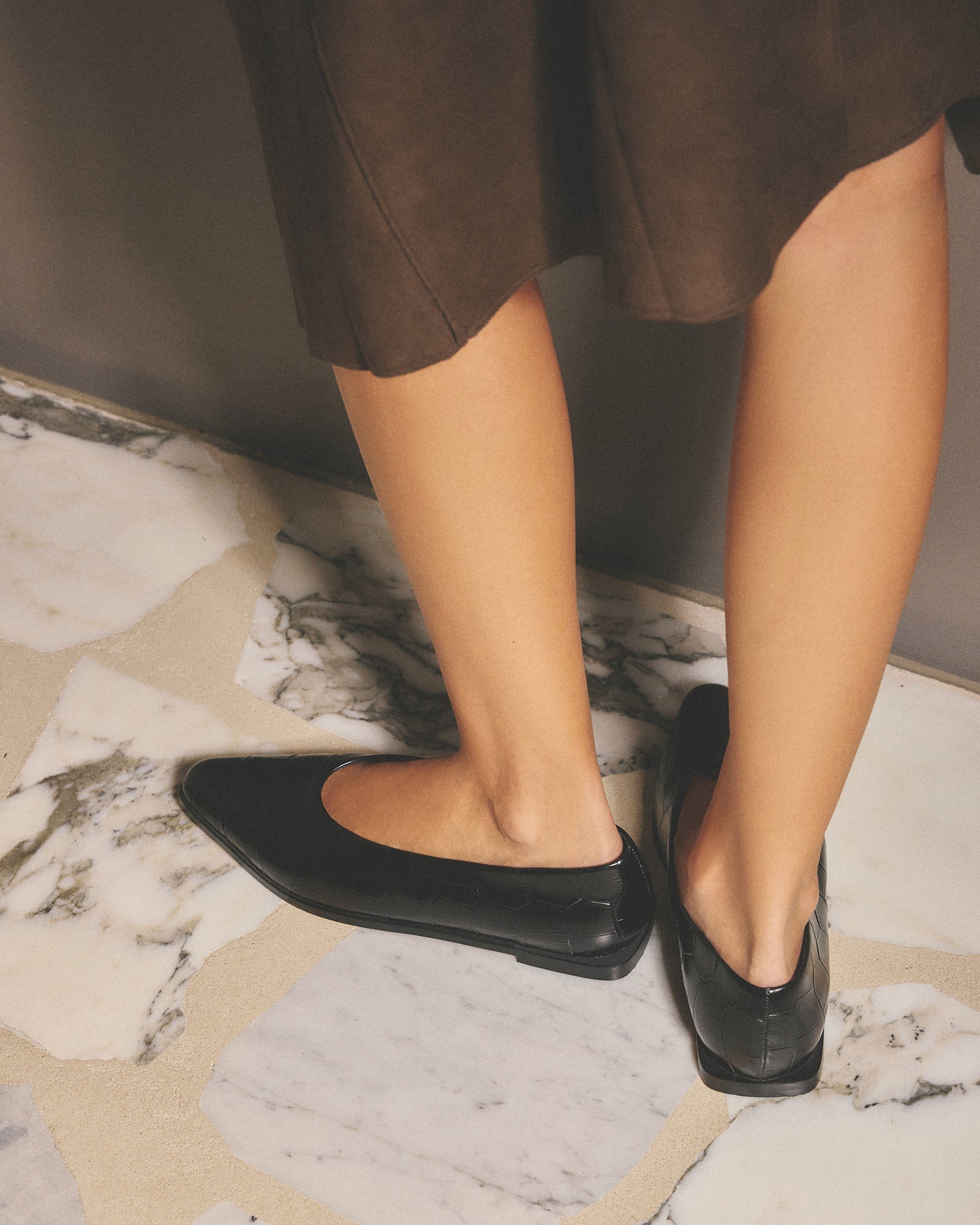 JAXON DRESS FLATS BLACK CROC image