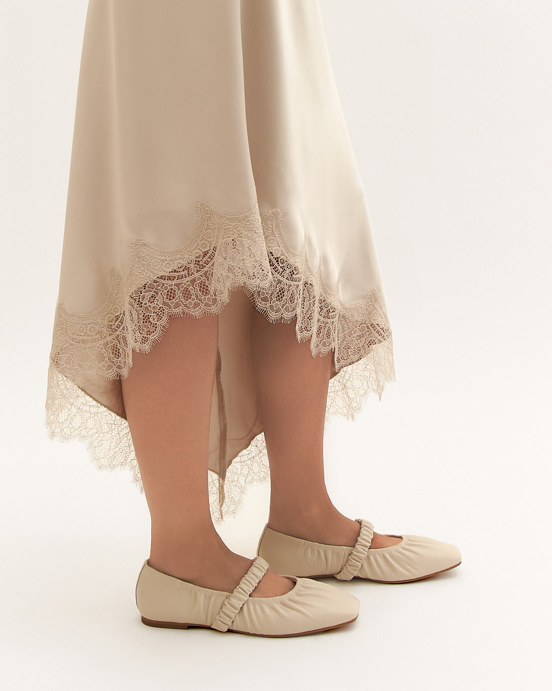 KEELY BALLET FLATS OFF WHITE LEATHER image